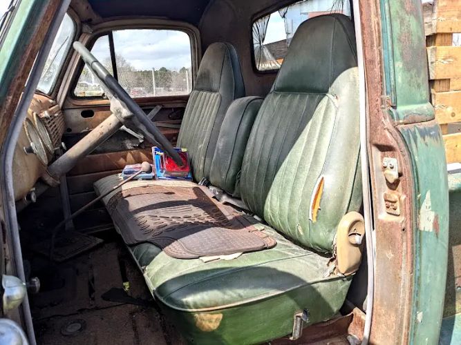 Chevrolet-3800-1953-Green-Green-Vinyl-12