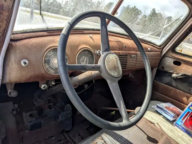 Chevrolet-3800-1953-Green-Green-Vinyl-18