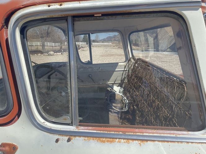 Chevrolet-3800-1956-20