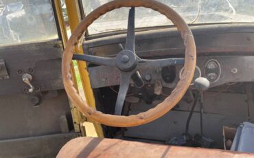 Chevrolet-4door-1927-8