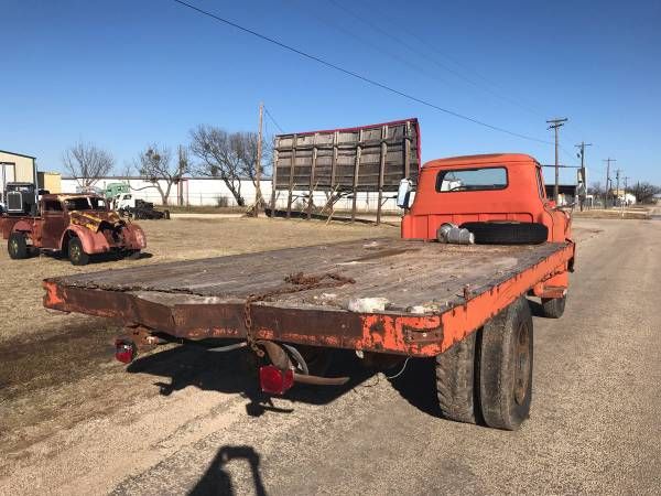 Chevrolet-5700-1956-1