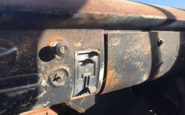 Chevrolet-5700-1956-11
