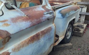 Chevrolet-Apache-10-1961-7