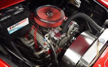 Chevrolet-Apache-1958-Red-Black-32