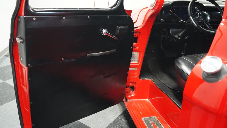 Chevrolet-Apache-1958-Red-Black-35