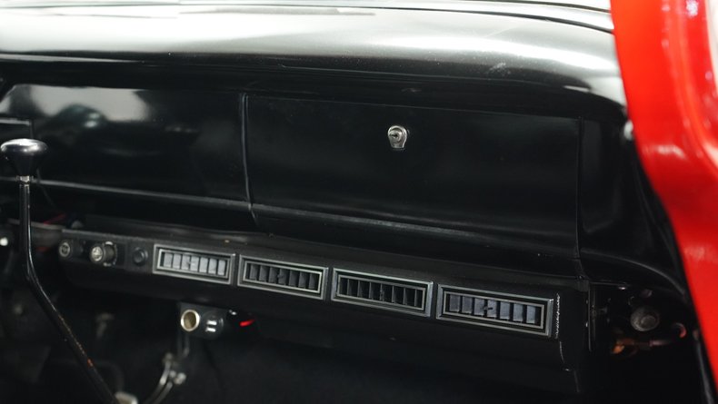 Chevrolet-Apache-1958-Red-Black-45
