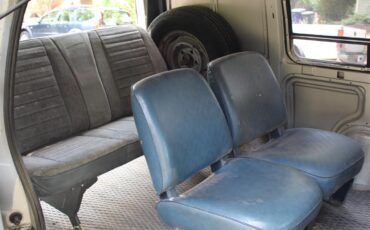 Chevrolet-Astro-1987-Silver-Grey-Blue-13