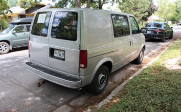 Chevrolet-Astro-1987-Silver-Grey-Blue-3