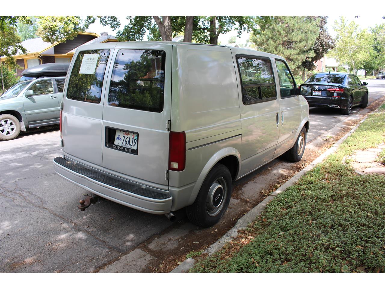 Chevrolet-Astro-1987-Silver-Grey-Blue-3