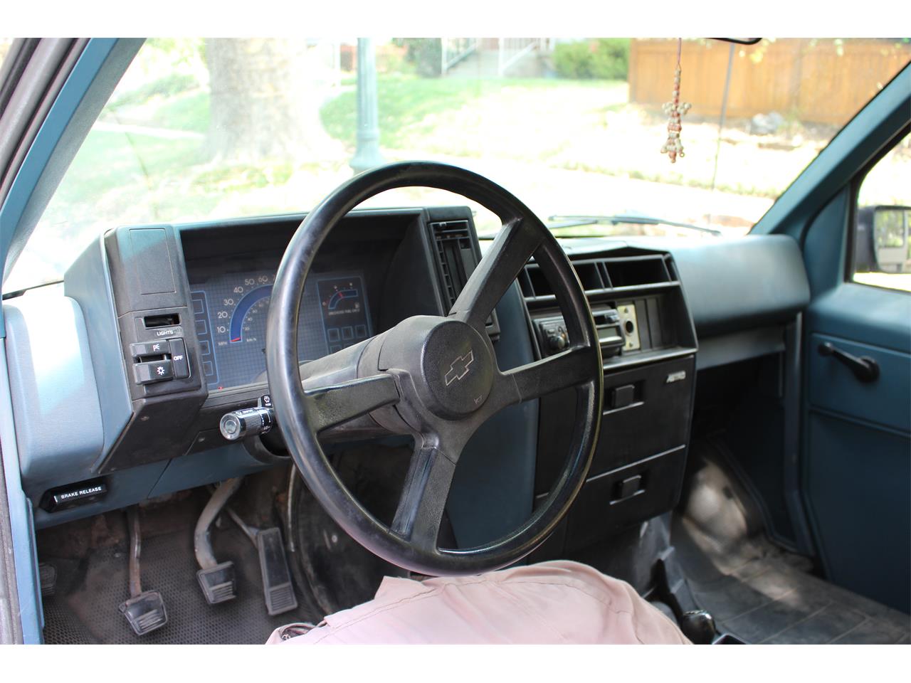 Chevrolet-Astro-1987-Silver-Grey-Blue-9