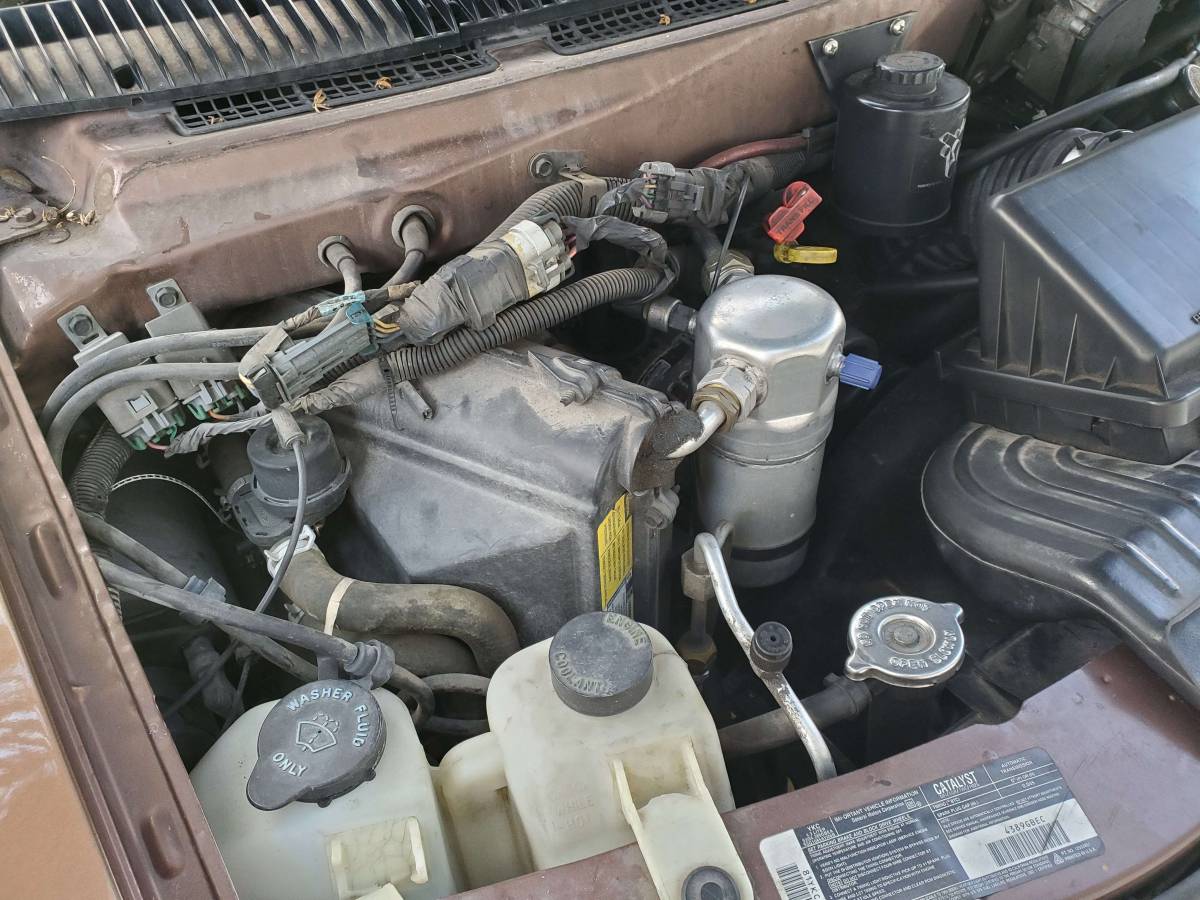 Chevrolet-Astro-van-12-ton-nominal-1995-brown-14