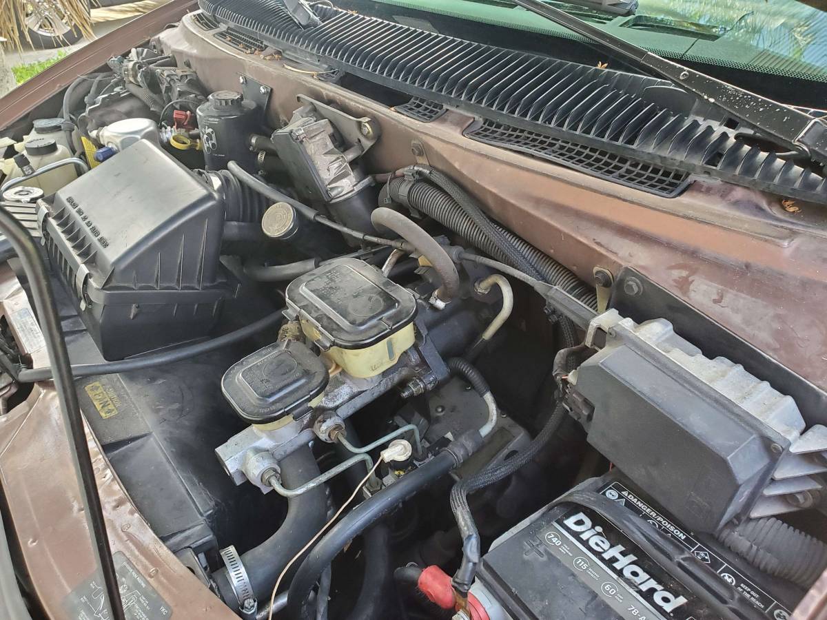 Chevrolet-Astro-van-12-ton-nominal-1995-brown-15