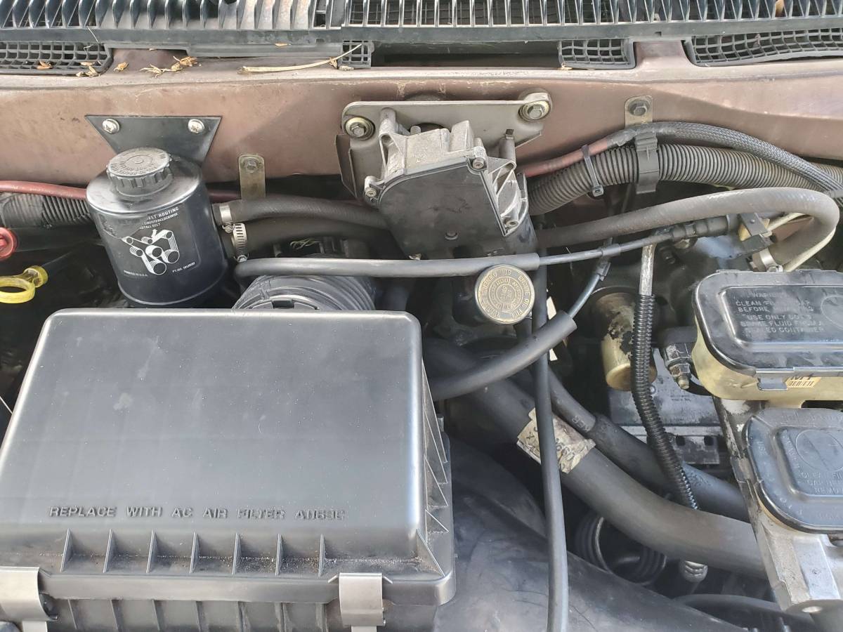 Chevrolet-Astro-van-12-ton-nominal-1995-brown-16