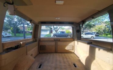 Chevrolet-Astro-van-12-ton-nominal-1995-brown-19