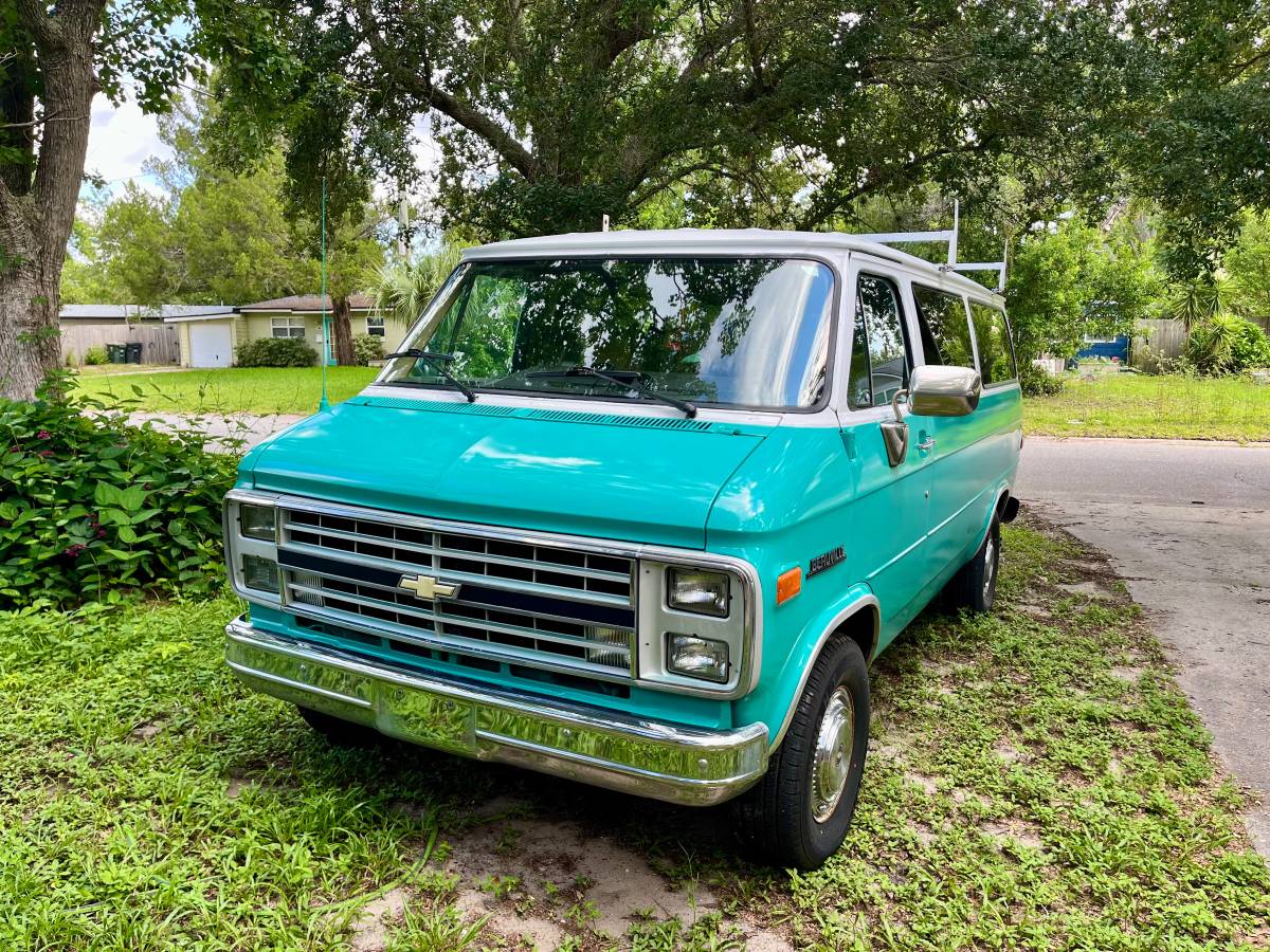 Chevrolet-Beauville-diesel-1986-1