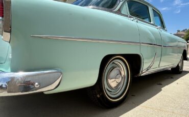 Chevrolet-Bel-Air150210-1954-Sedan-12