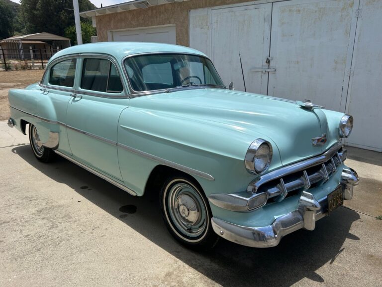 Chevrolet Bel Air/150/210 1954 Sedan