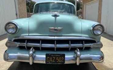 Chevrolet-Bel-Air150210-1954-Sedan-8