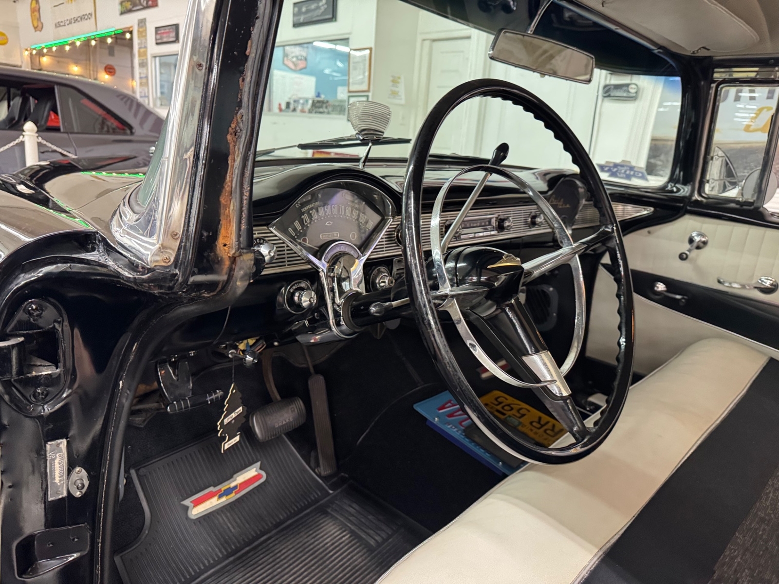 Chevrolet-Bel-Air150210-1956-2-Door-35