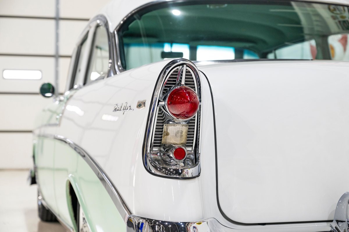 Chevrolet-Bel-Air150210-1956-Sedan-22