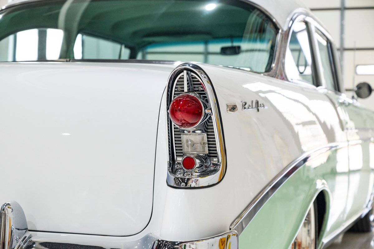 Chevrolet-Bel-Air150210-1956-Sedan-23
