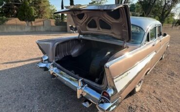 Chevrolet-Bel-Air150210-1957-Sedan-15