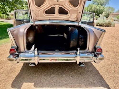 Chevrolet-Bel-Air150210-1957-Sedan-16