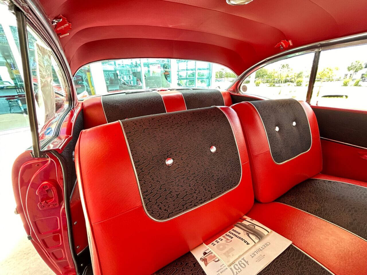 Chevrolet-Bel-Air150210-1957-Sedan-20