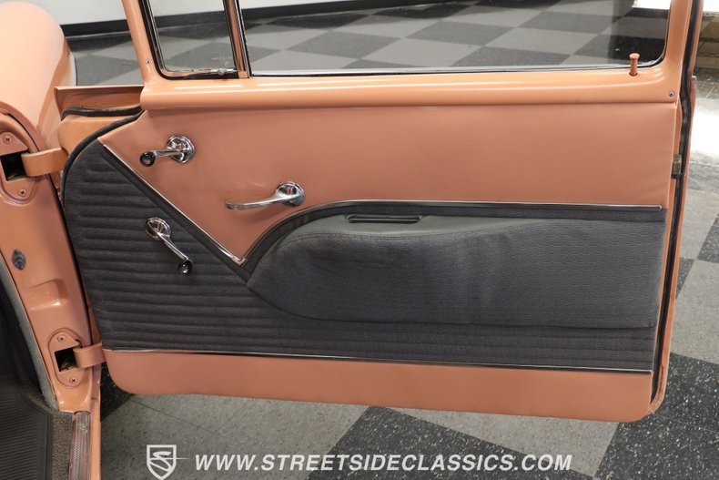 Chevrolet-Bel-air-1955-Coral-Coral-and-Gray-1
