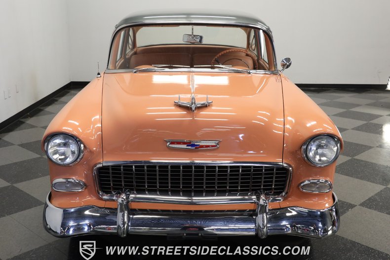 Chevrolet-Bel-air-1955-Coral-Coral-and-Gray-17