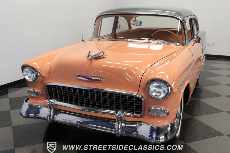 Chevrolet-Bel-air-1955-Coral-Coral-and-Gray-18