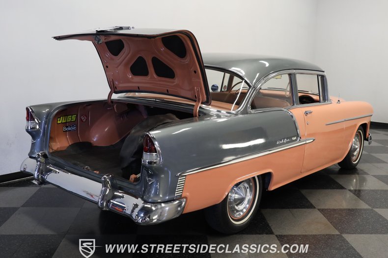 Chevrolet-Bel-air-1955-Coral-Coral-and-Gray-3