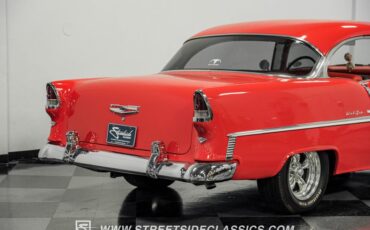 Chevrolet-Bel-air-1955-Gypsy-Red-White-13