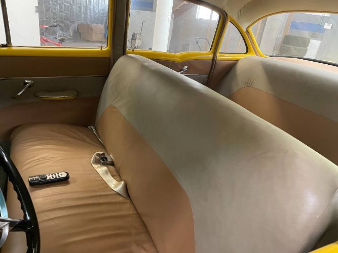 Chevrolet-Bel-air-1955-Yellow-9
