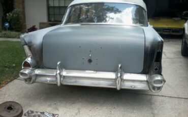 Chevrolet-Bel-air-1957-23