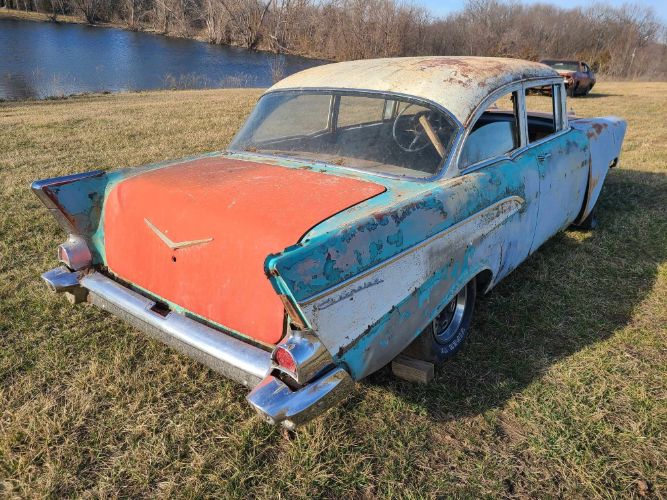 Chevrolet-Bel-air-1957-31