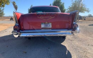 Chevrolet-Bel-air-1957-Bittersweet-13