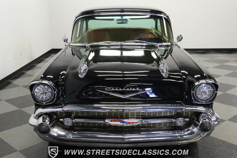Chevrolet-Bel-air-1957-Black-Saddle-Tan-20