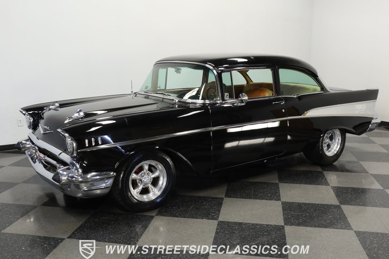 Chevrolet-Bel-air-1957-Black-Saddle-Tan-4