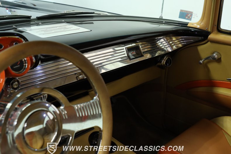 Chevrolet-Bel-air-1957-Black-Saddle-Tan-43