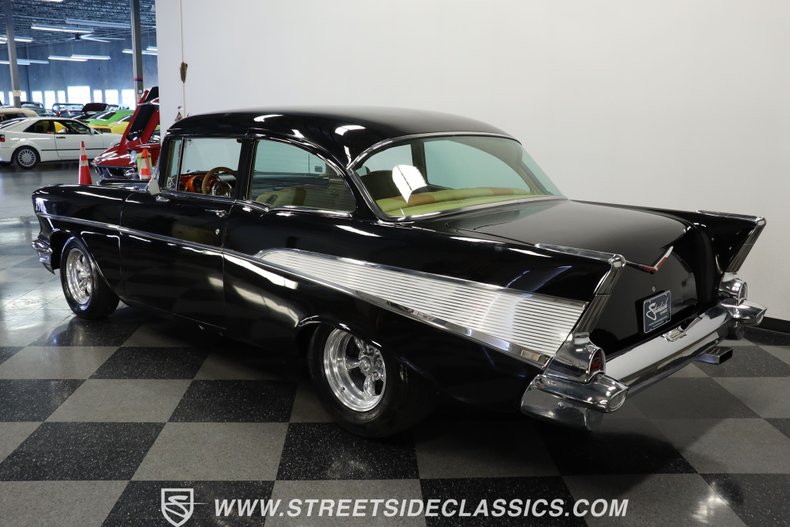 Chevrolet-Bel-air-1957-Black-Saddle-Tan-5