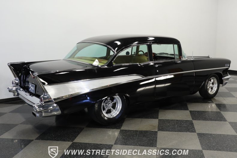 Chevrolet-Bel-air-1957-Black-Saddle-Tan-9