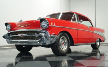 Chevrolet-Bel-air-1957-Matador-Red-Black-39