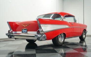 Chevrolet-Bel-air-1957-Matador-Red-Black-42