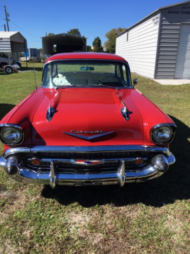 Chevrolet-Bel-air-1957-Red-White