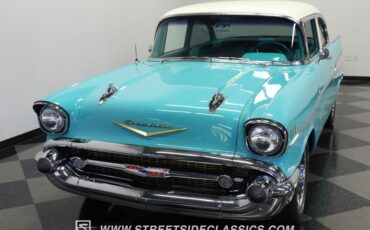 Chevrolet-Bel-air-1957-Tropical-Turqouise-Turqouise-21