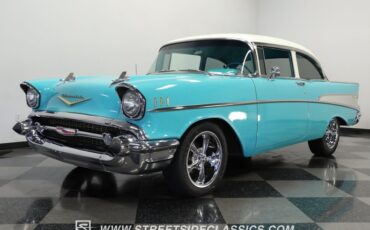 Chevrolet-Bel-air-1957-Tropical-Turqouise-Turqouise-27