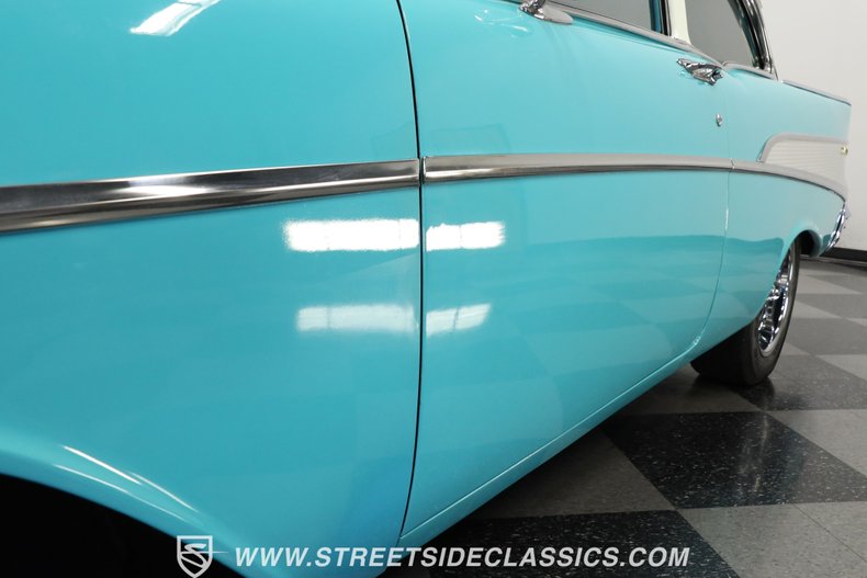 Chevrolet-Bel-air-1957-Tropical-Turqouise-Turqouise-28