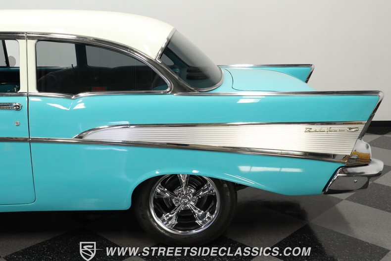 Chevrolet-Bel-air-1957-Tropical-Turqouise-Turqouise-29