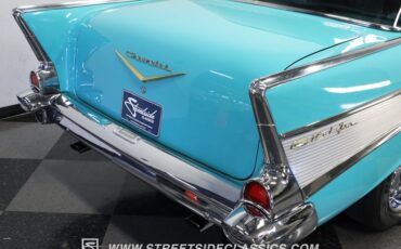 Chevrolet-Bel-air-1957-Tropical-Turqouise-Turqouise-30